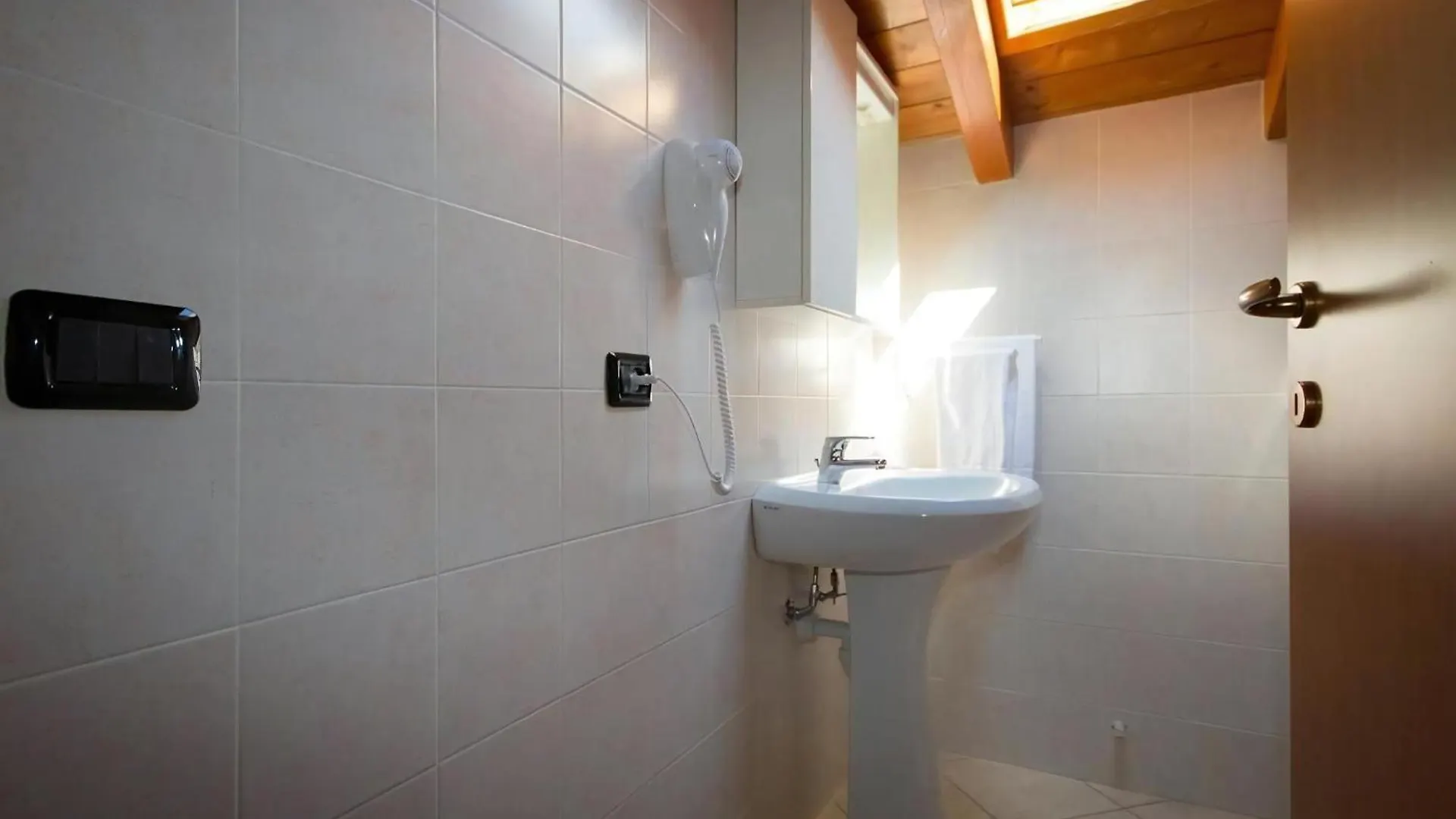 Wohnung Mit Grossem Garten, Nah Am Strand Domaso Daire